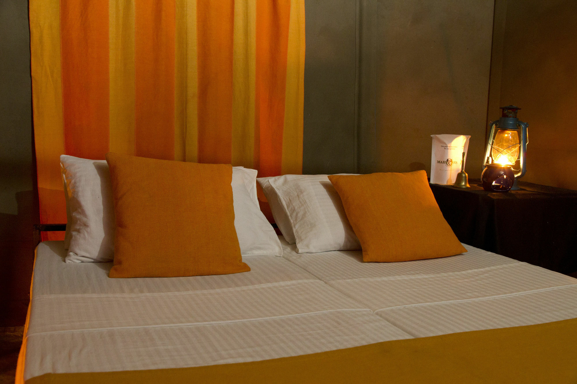 Mahoora Tented Safari Camp อุดาวาลาเว ภายนอก รูปภาพ