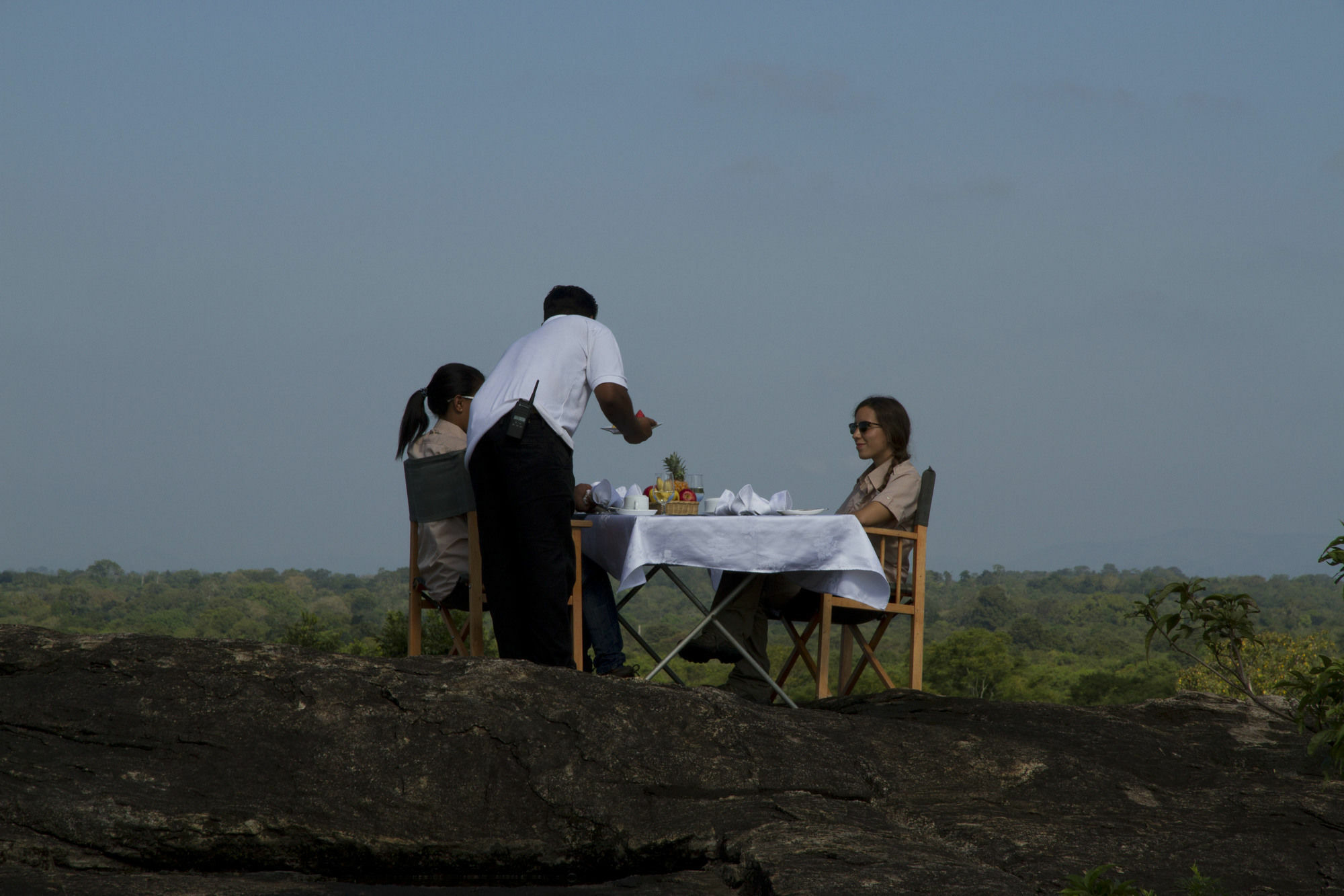 Mahoora Tented Safari Camp อุดาวาลาเว ภายนอก รูปภาพ